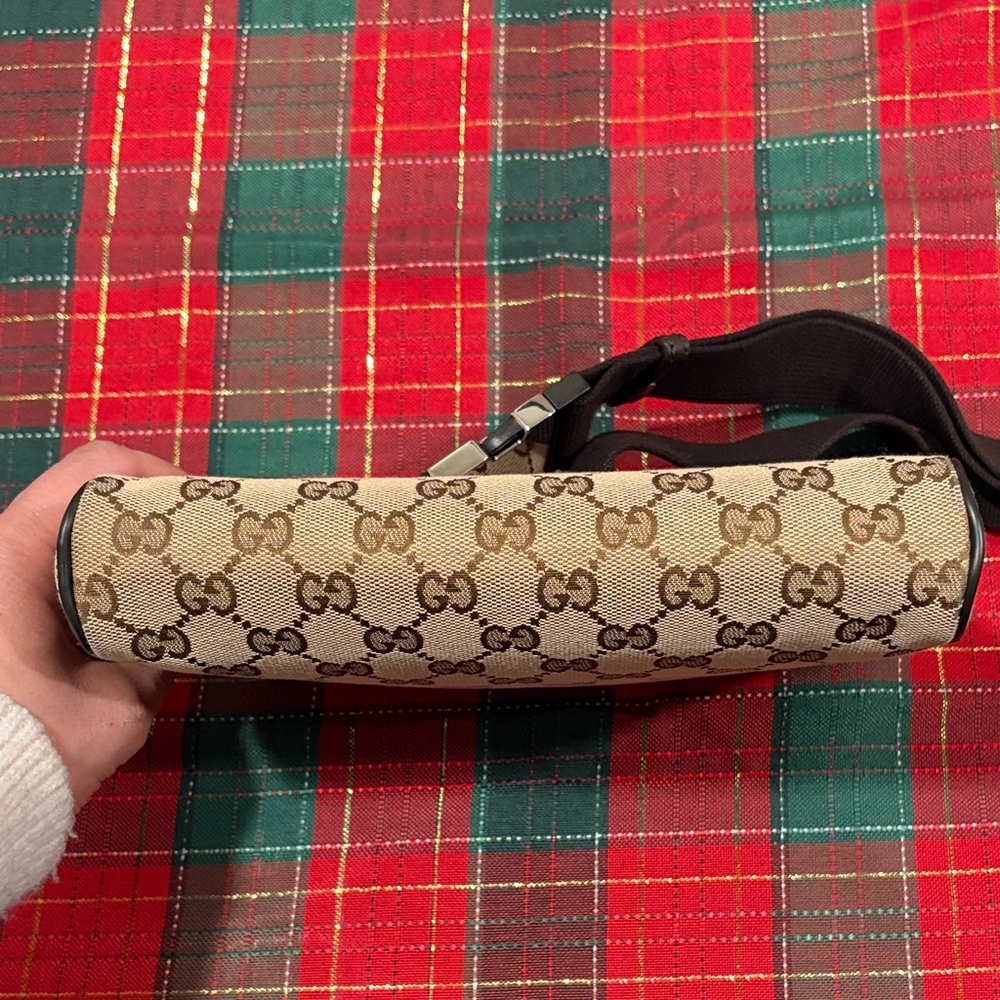 Gucci Beige and Brown Monogram Belt Bag - Picture 6 of 9